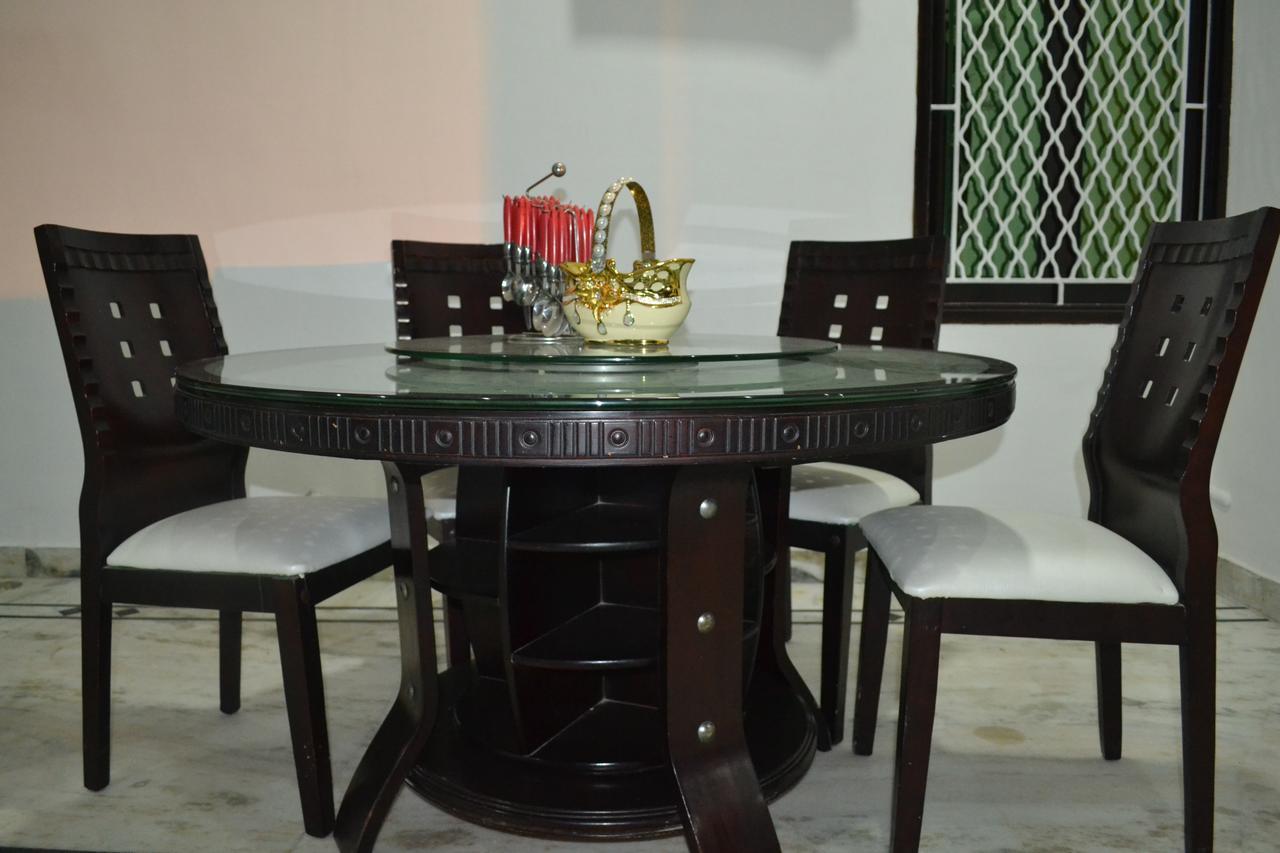 Taj Square A Luxurious Family Homestay Agra  Exterior photo